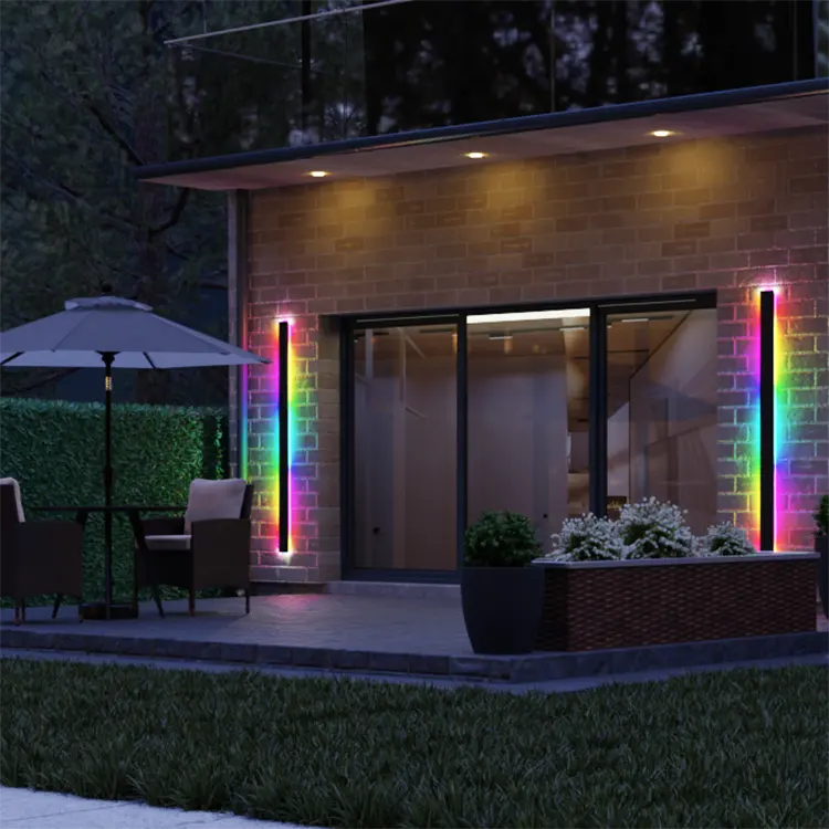 Falra szerelhető LED lámpa vízálló kültéri/beltéri (RGB)