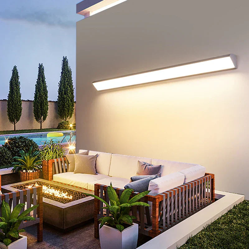 PatioGlow - Vízálló LED Fali Lámpa